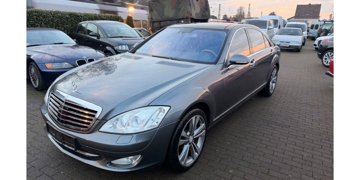 Mercedes-Benz S 500 75.000 km 18.990 &euro; Bonn 53179