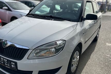 Skoda Fabia 172.500 km 3.390 &euro; Rheinbach 53359