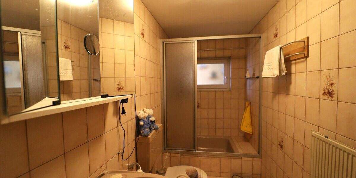 Mehrfamilienhaus, Wohnhaus Swisttal Heimerzheim - 6 Zimmer, 211 m&sup2;, 398.000&euro; | Angebot:25772205