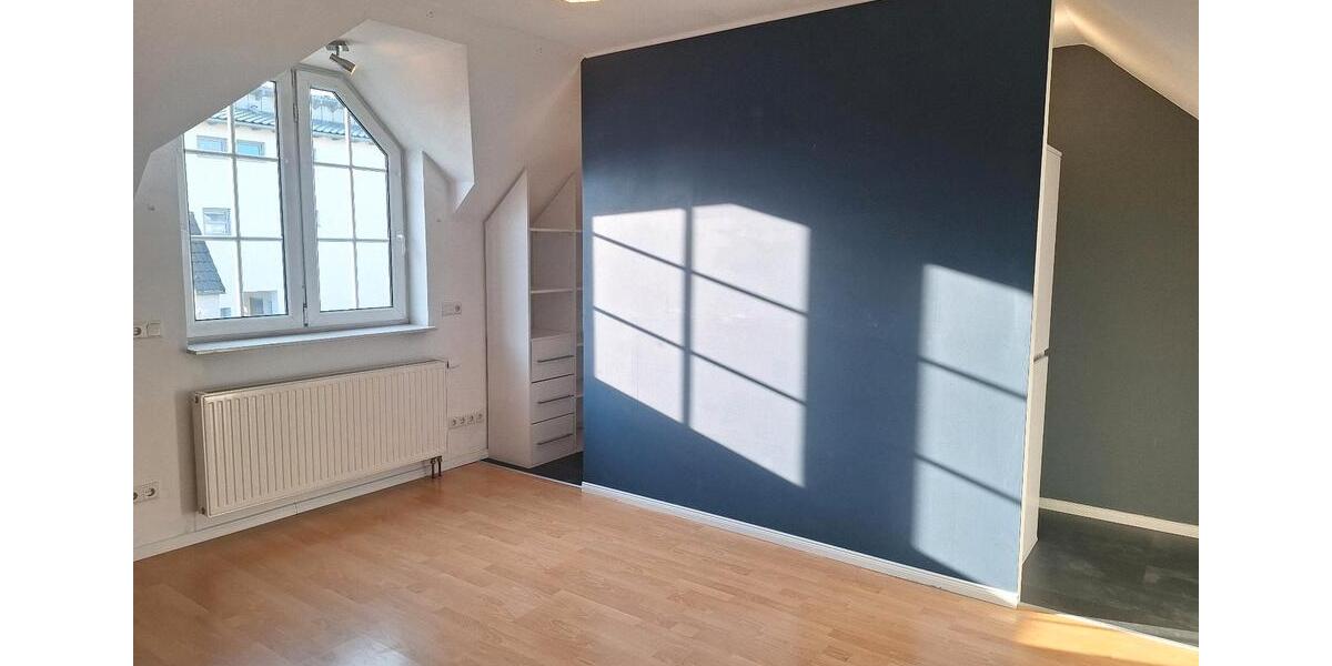 Einfamilienhaus Niederkassel - 5 Zimmer, 126 m&sup2;, 1.500&euro; | Angebot:26006004