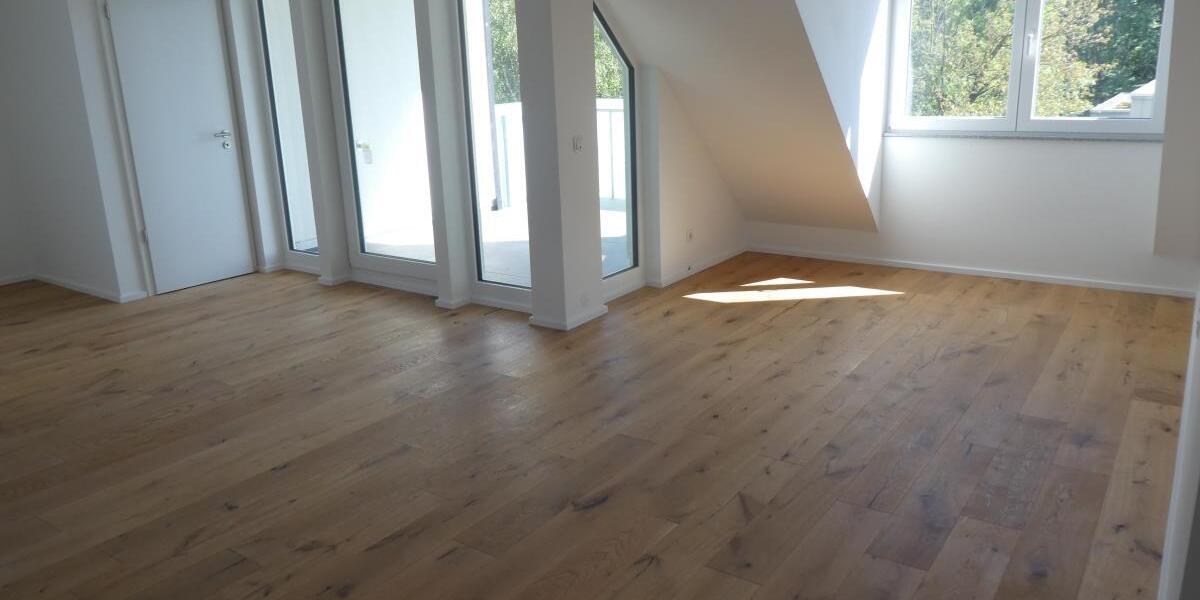Neue Dachgeschosswohnung mit Flair im Energiesparhaus mit moderner Heiztechnik in Bonn - Dachgeschoßwohnung Bonn Dransdorf | Angebot:27095382