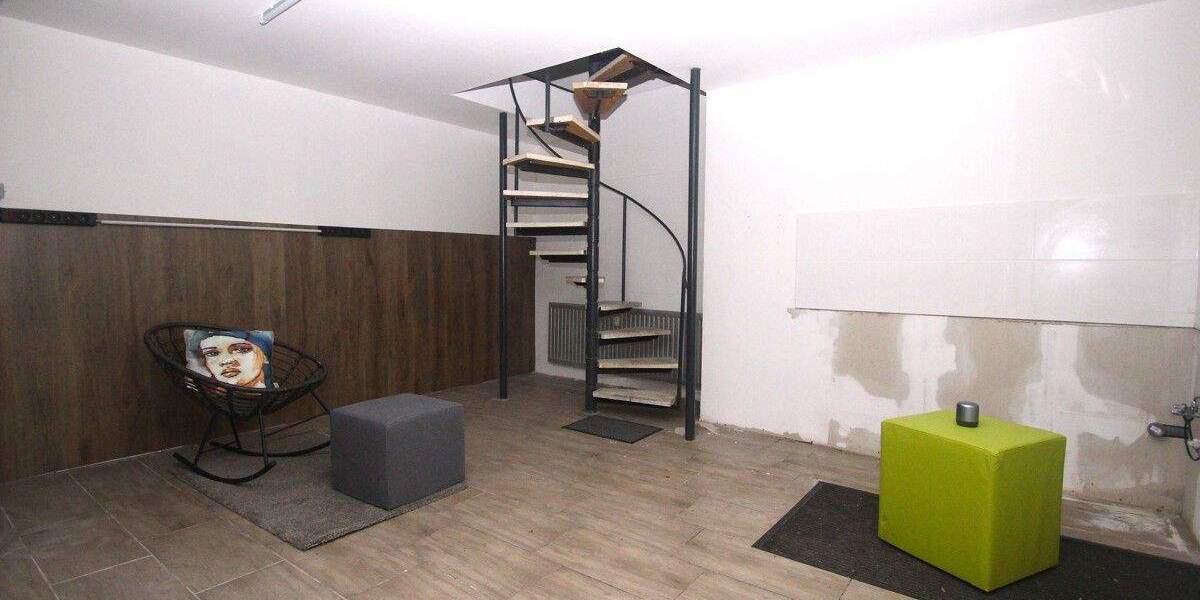 Mehrfamilienhaus, Wohnhaus Euskirchen Innenstadt - 5 Zimmer, 289.000&euro; | Angebot:25697236