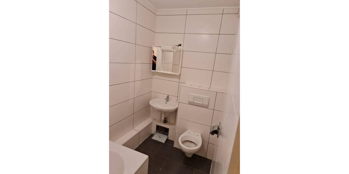 Etagenwohnung Bonn Brüser Berg - 3 Zimmer, 84 m&sup2;, 195.000&euro; | Angebot:25690097