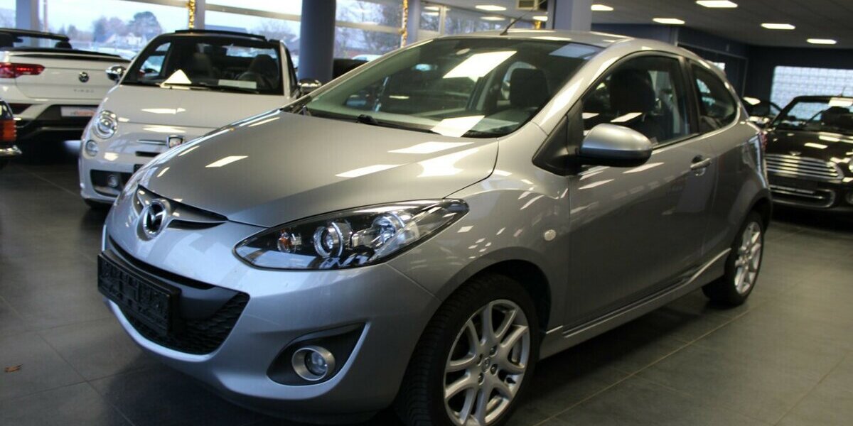 Mazda 2 1.5 MZR Sports-Line 132.930 km 5.980 &euro; Euskirchen 53881