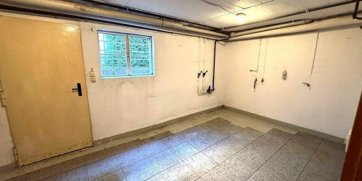 Einfamilienhaus Niederkassel - 6 Zimmer, 200 m&sup2;, 490.000&euro; | Angebot:25814969