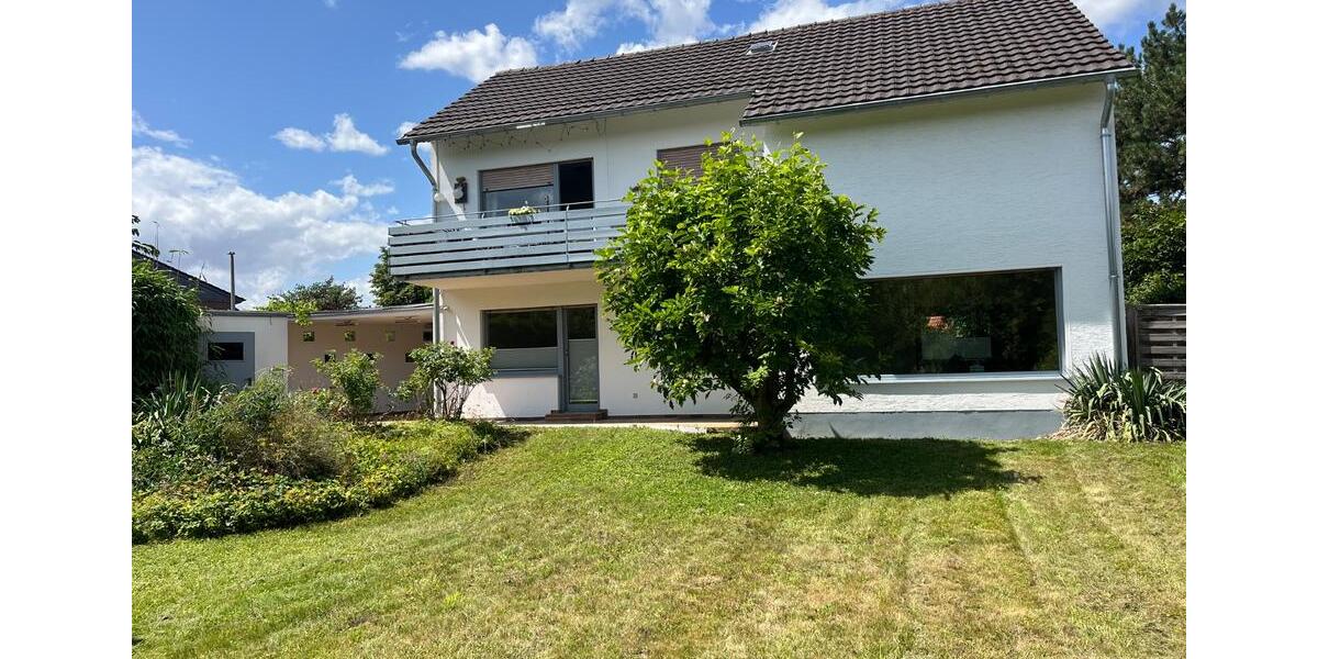 Einfamilienhaus Bornheim - 6 Zimmer, 180 m&sup2;, 650.000&euro; | Angebot:26101576