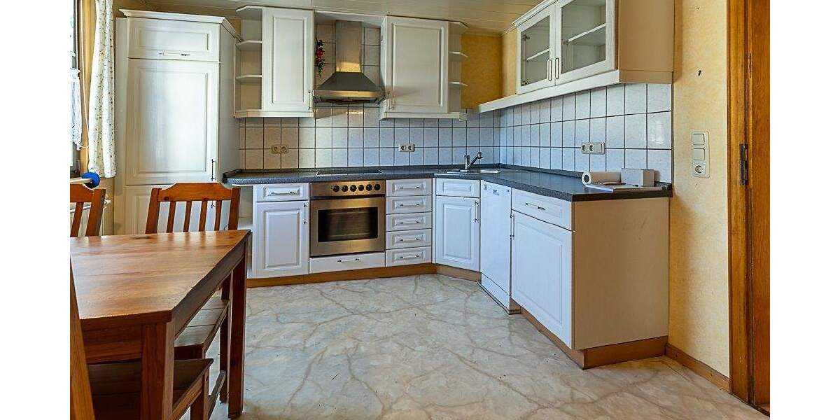 Einfamilienhaus Blankenheim-Blankenheimerdorf Blankenheimerdorf - 7 Zimmer, 172 m&sup2;, 209.000&euro; | Angebot:25739718