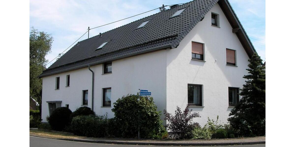 Doppelhaushälfte Schuld - 6 Zimmer, 126 m&sup2;, 1.150&euro; | Angebot:26016005