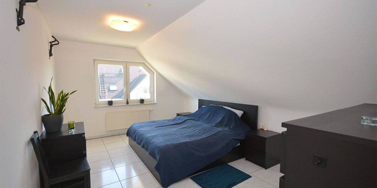 Etagenwohnung Niederkassel Rheidt - 3 Zimmer, 113 m&sup2;, 335.000&euro; | Angebot:26161918