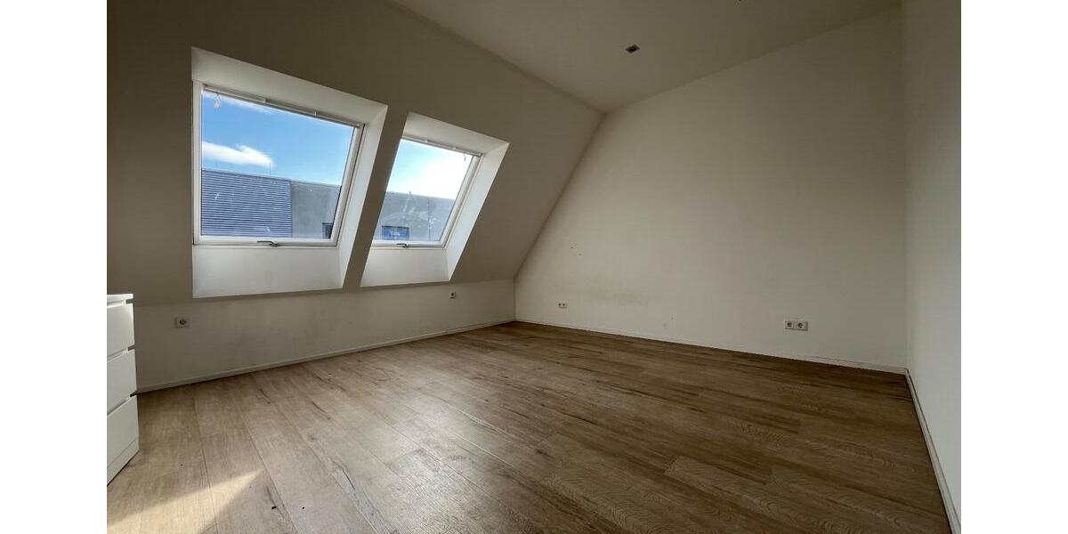 Doppelhaushälfte Bonn Küdinghoven - 6 Zimmer, 165 m&sup2;, 2.400&euro; | Angebot:25143042