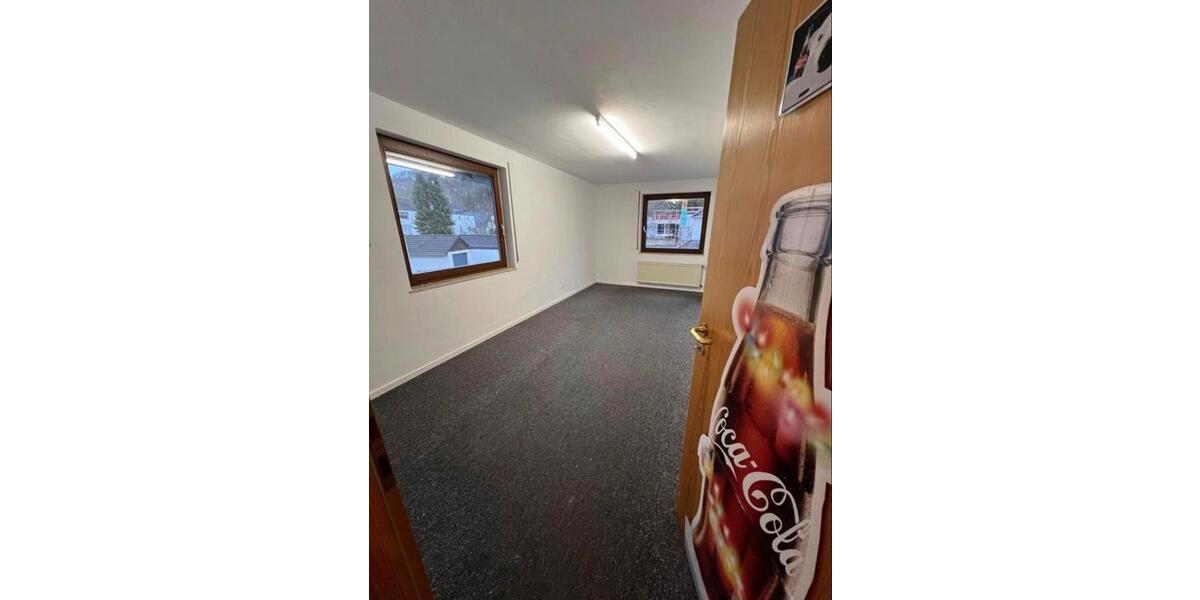 Einfamilienhaus Schleiden - 4 Zimmer, 12 m&sup2;, 1.290&euro; | Angebot:25830713