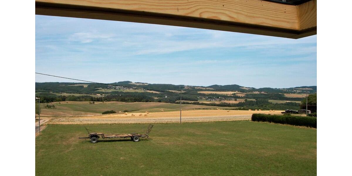 Doppelhaushälfte Schuld - 6 Zimmer, 126 m&sup2;, 1.150&euro; | Angebot:26016005