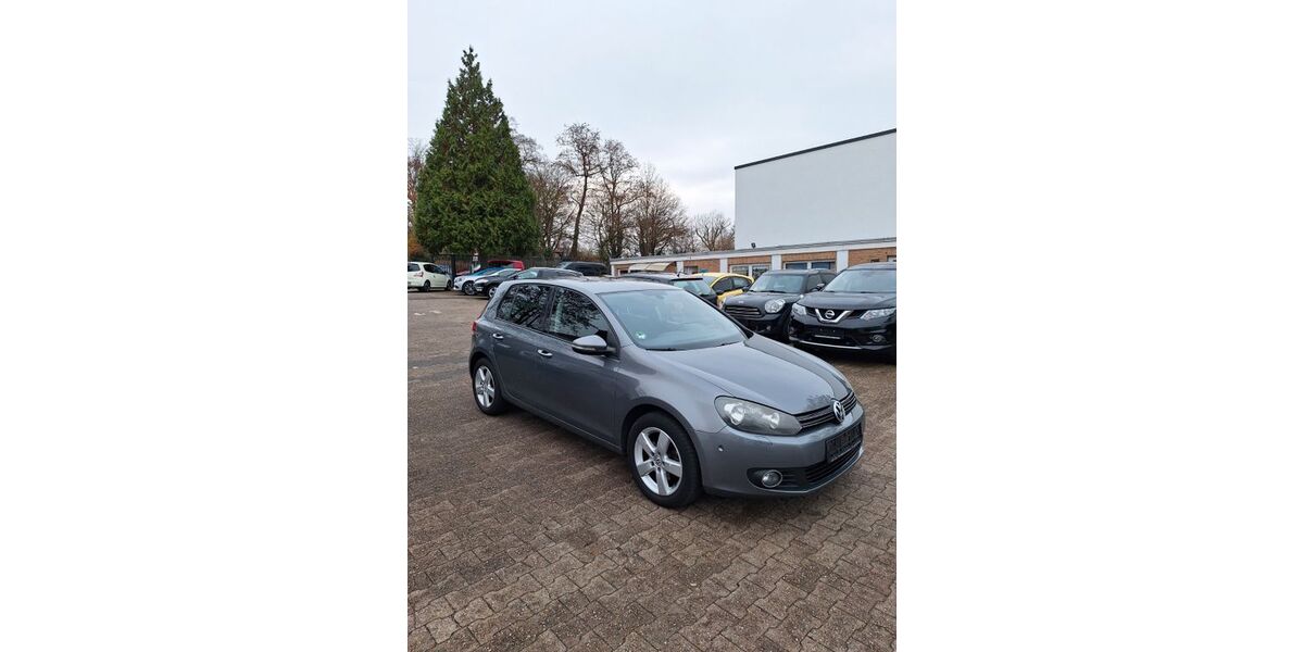 VW Golf 154.000 km 5.299 &euro; Bonn 53227