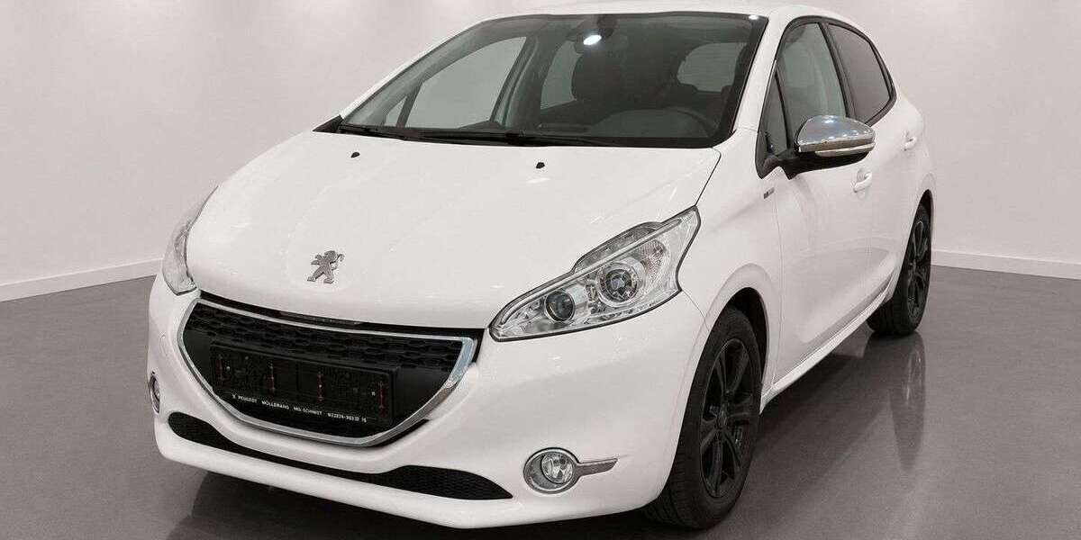 Peugeot 208 122.000 km 3.500 &euro; Kerpen 50170