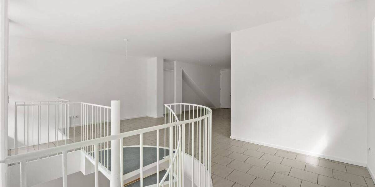 Etagenwohnung Bonn Beuel - 3 Zimmer, 100 m&sup2;, 429.000&euro; | Angebot:26107074