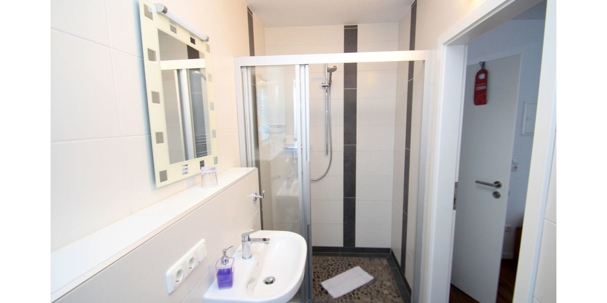 Außergewöhnliche Immobilie mit Möglichkeit zu Spitzen-Mieteinnahmen. - Einfamilienhaus Kall | Angebot:21357416