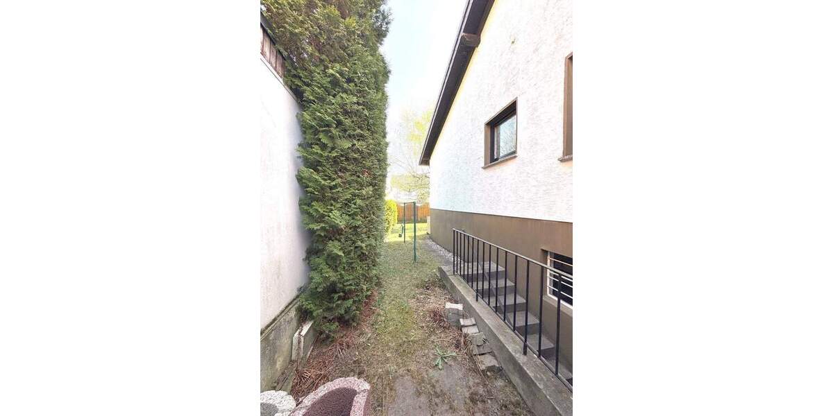 Einfamilienhaus Niederkassel - 6 Zimmer, 200 m&sup2;, 490.000&euro; | Angebot:25814969