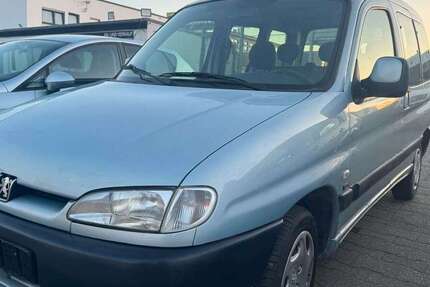 Peugeot Partner 175.000 km 1.300 &euro; Bonn 53227