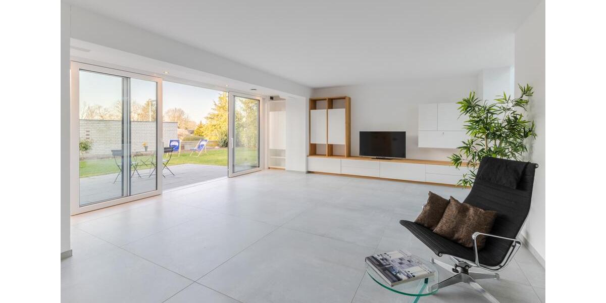 Einfamilienhaus Frechen - 7 Zimmer, 145 m&sup2;, 2.995&euro; | Angebot:25971327