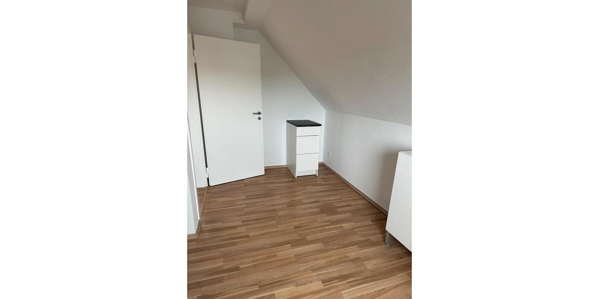 Maisonettenwohnung Bornheim - 3 Zimmer, 105 m&sup2;, 1.230&euro; | Angebot:25974992