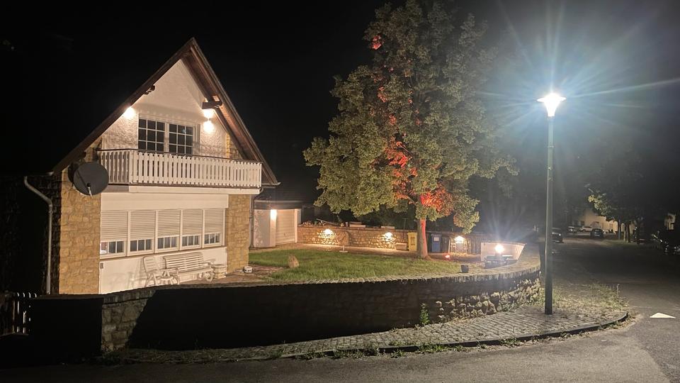 Villa Zülpich - 5 Zimmer, 270 m&sup2;, 2.600&euro; | Angebot:25416621