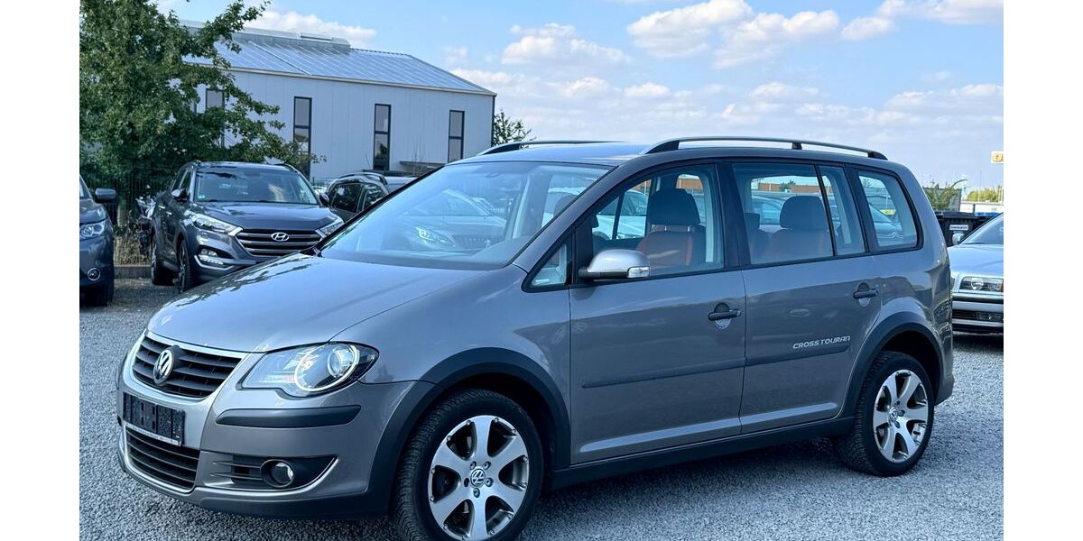 VW Touran 300.000 km 3.450 &euro; Düren 52351