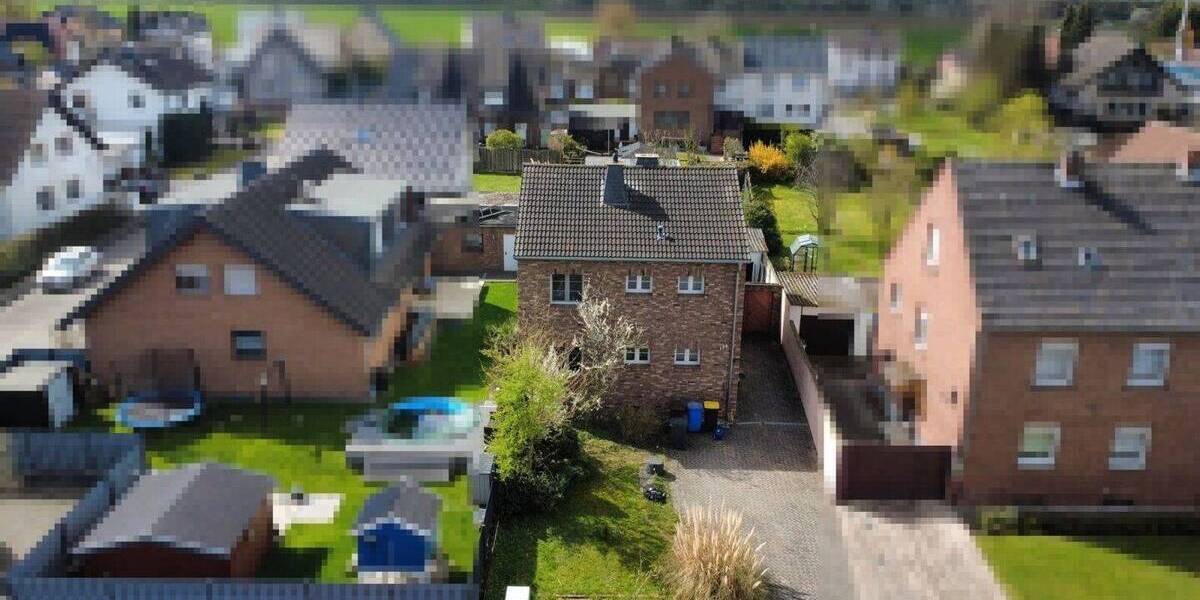 Einfamilienhaus Erftstadt Bliesheim - 5 Zimmer, 120 m&sup2;, 395.000&euro; | Angebot:26108384