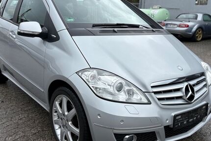Mercedes-Benz A 200 118.040 km 10.950 &euro; Bornheim 53332