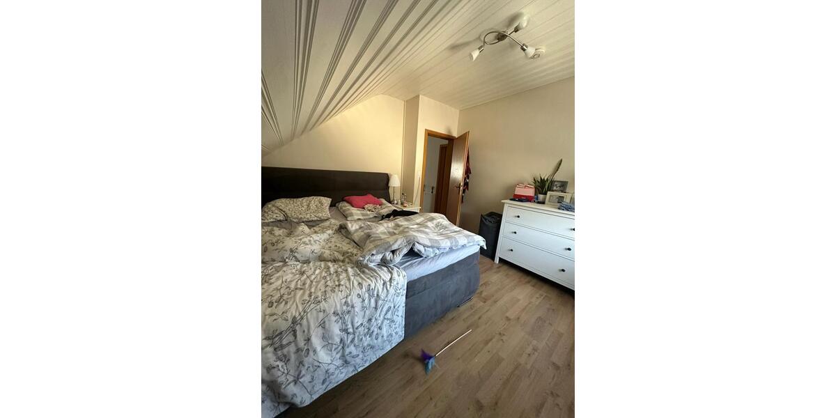 Dachgeschoßwohnung Altenahr - 3 Zimmer, 70 m&sup2;, 900&euro; | Angebot:25974775