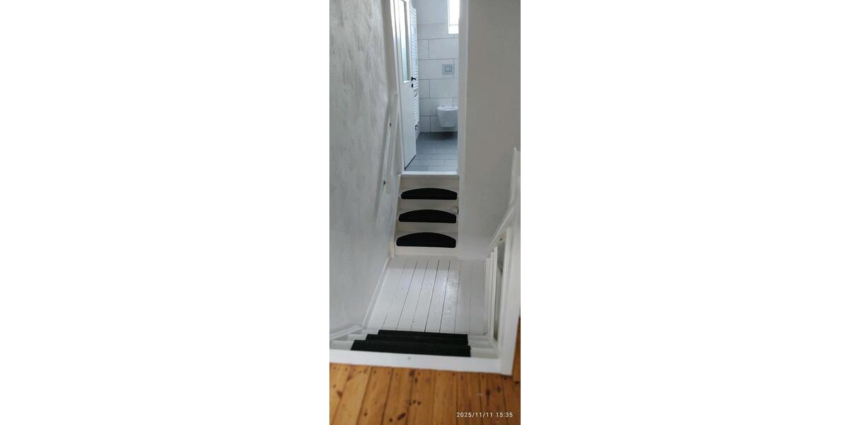 Doppelhaushälfte Hönningen - 7 Zimmer, 135 m&sup2;, 950&euro; | Angebot:25394434