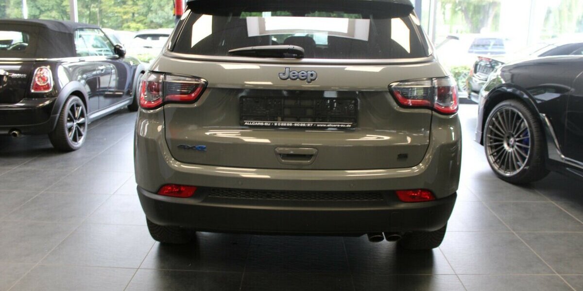 Jeep Compass 1.3 Plug-In Hybrid 4xe S 70.133 km 21.980 &euro; Euskirchen 53881