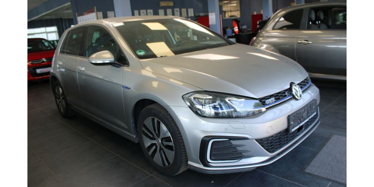 VW Golf 99.120 km 15.980 &euro; Euskirchen 53881