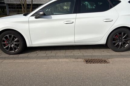 Seat Leon 69.999 km 19.450 &euro; Rheinbach 53359