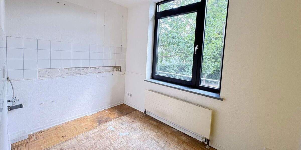 Gewerbeobjekt Bonn Lannesdorf - 8 Zimmer, 870&euro; | Angebot:25679208