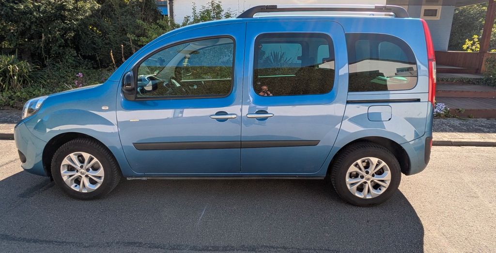 Renault Kangoo 52.000 km 14.500 &euro; Düren 52355