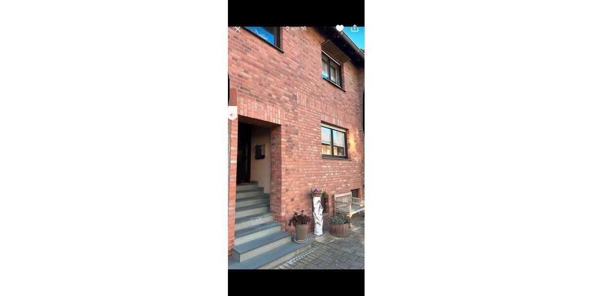 Etagenwohnung Erftstadt - 5 Zimmer, 159 m&sup2;, 1.550&euro; | Angebot:25751622