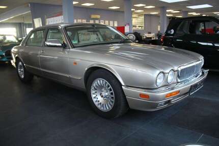 Jaguar XJ 119.865 km 19.980 &euro; Euskirchen-Flamersheim 53881