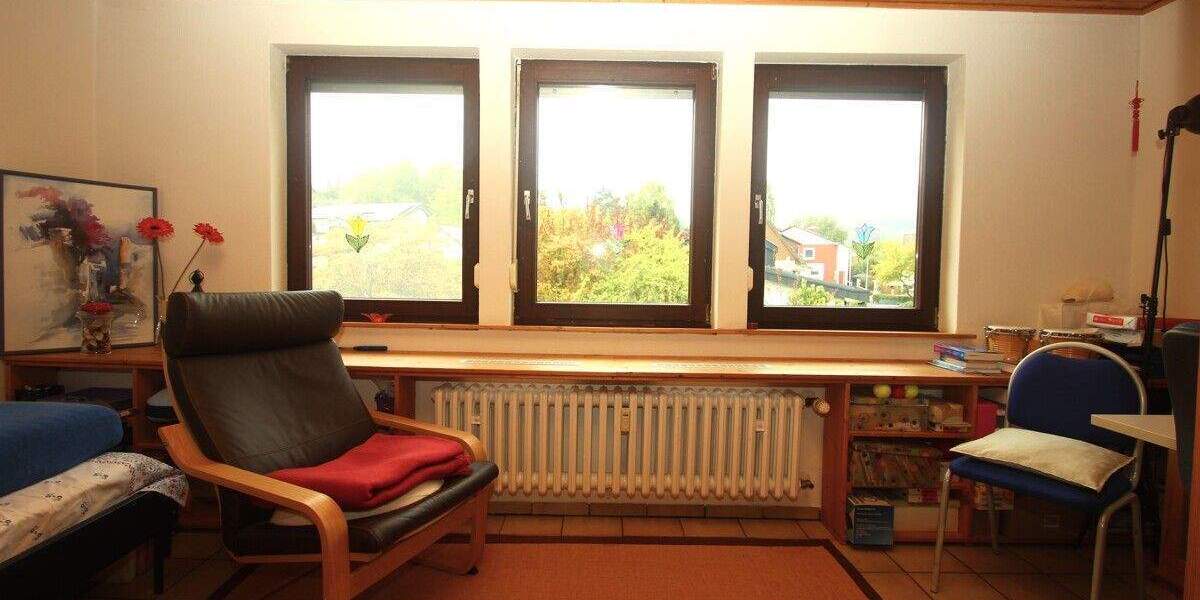 Etagenwohnung Königswinter Ittenbach - 3 Zimmer, 84 m&sup2;, 229.000&euro; | Angebot:25697242