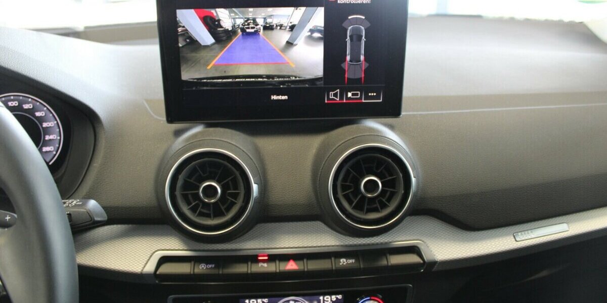 Audi Q2 35 TFSI S tronic - Garantie - 14.997 km 26.980 &euro; Euskirchen 53881