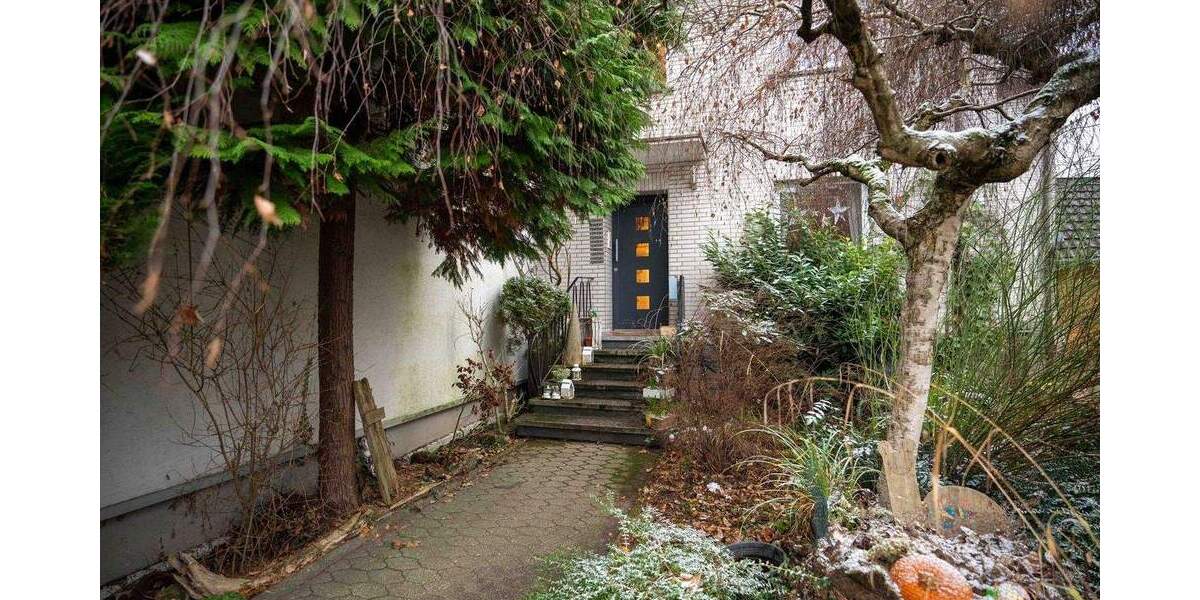 Einfamilienhaus Königswinter / Niederdollendorf Niederdollendorf - 8 Zimmer, 197 m&sup2;, 498.000&euro; | Angebot:25728723