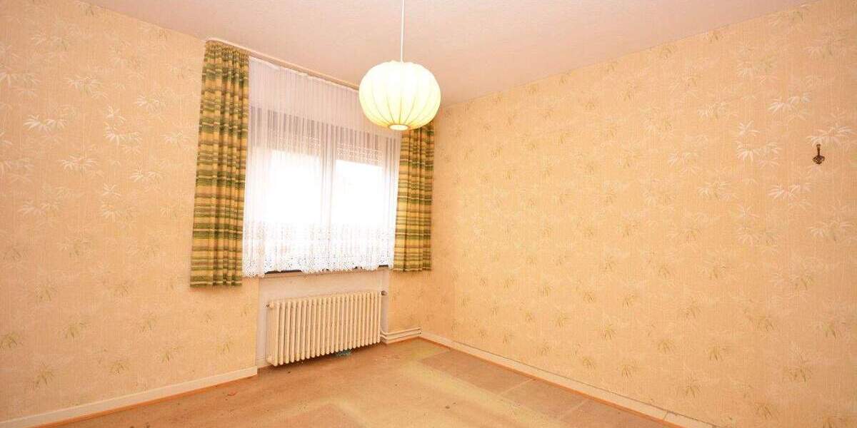 Einfamilienhaus Bornheim Merten - 9 Zimmer, 207 m&sup2;, 650.000&euro; | Angebot:25781301