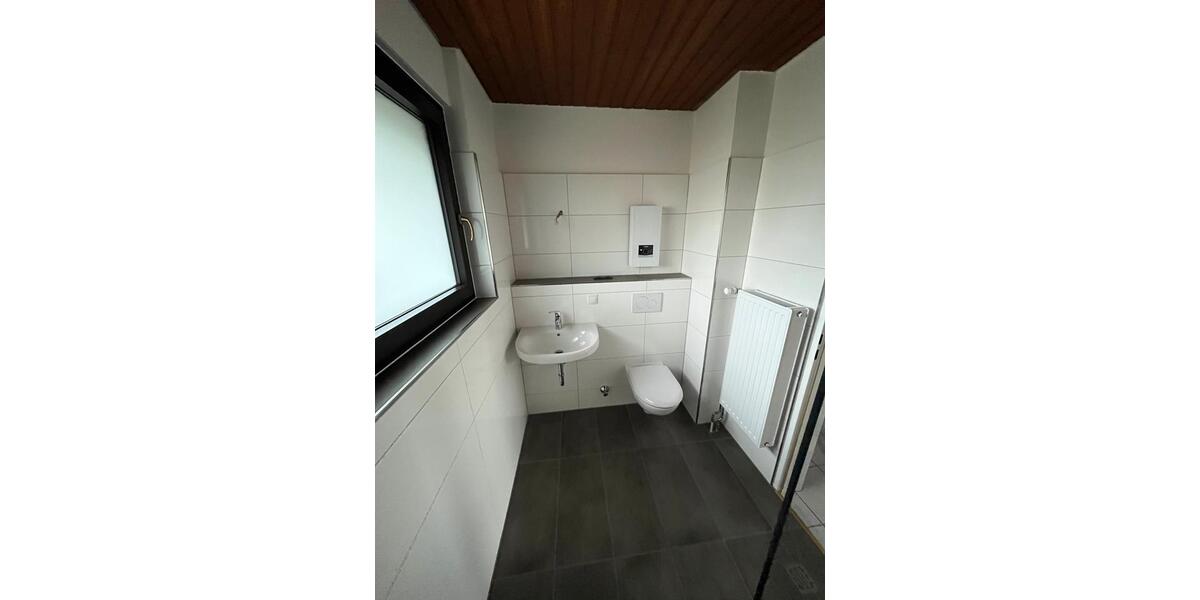 Dachgeschoßwohnung Bonn Lannesdorf - 3 Zimmer, 93 m&sup2;, 1.450&euro; | Angebot:25474562