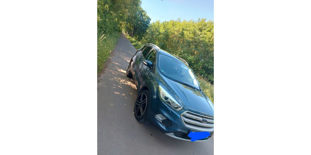 Ford Kuga 116.400 km 12.500 &euro; Euskirchen 53881