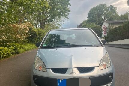 Mitsubishi Colt 204.000 km 600 &euro; Bonn 53177