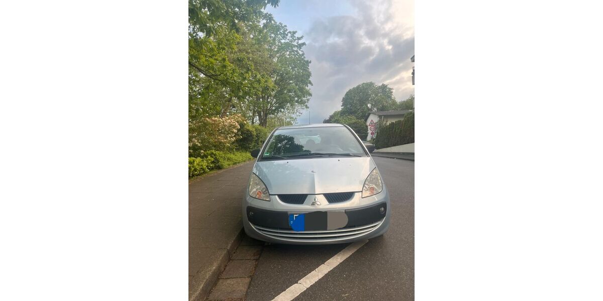Mitsubishi Colt 204.000 km 600 &euro; Bonn 53177