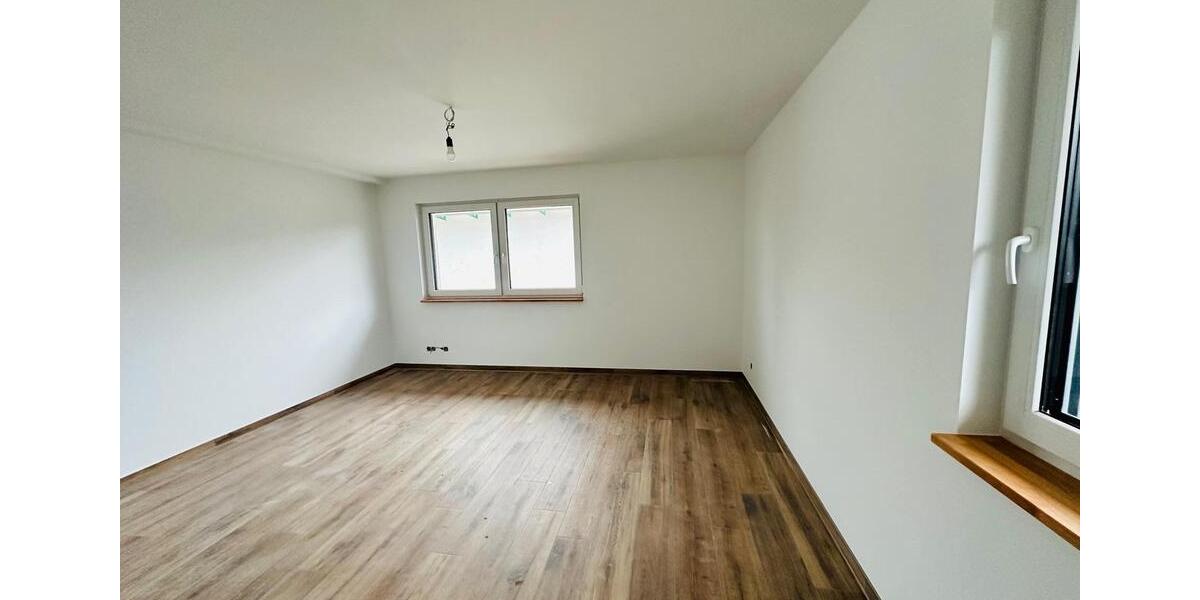 Einfamilienhaus Schleiden - 3 Zimmer, 145 m&sup2;, 1.595&euro; | Angebot:26630965