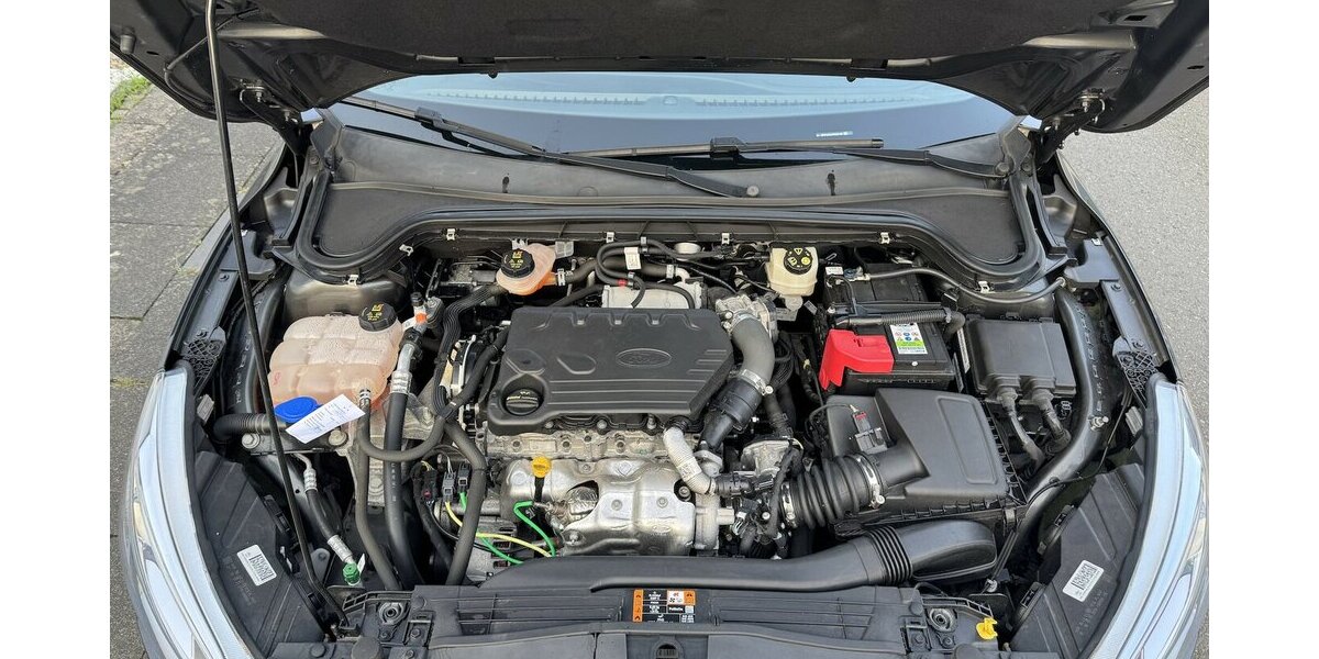 Ford Focus Navi Temp Sth Spurh CarPlay 6xServ GARANTIE 50.000 km 13.900 &euro; Erftstadt 50374