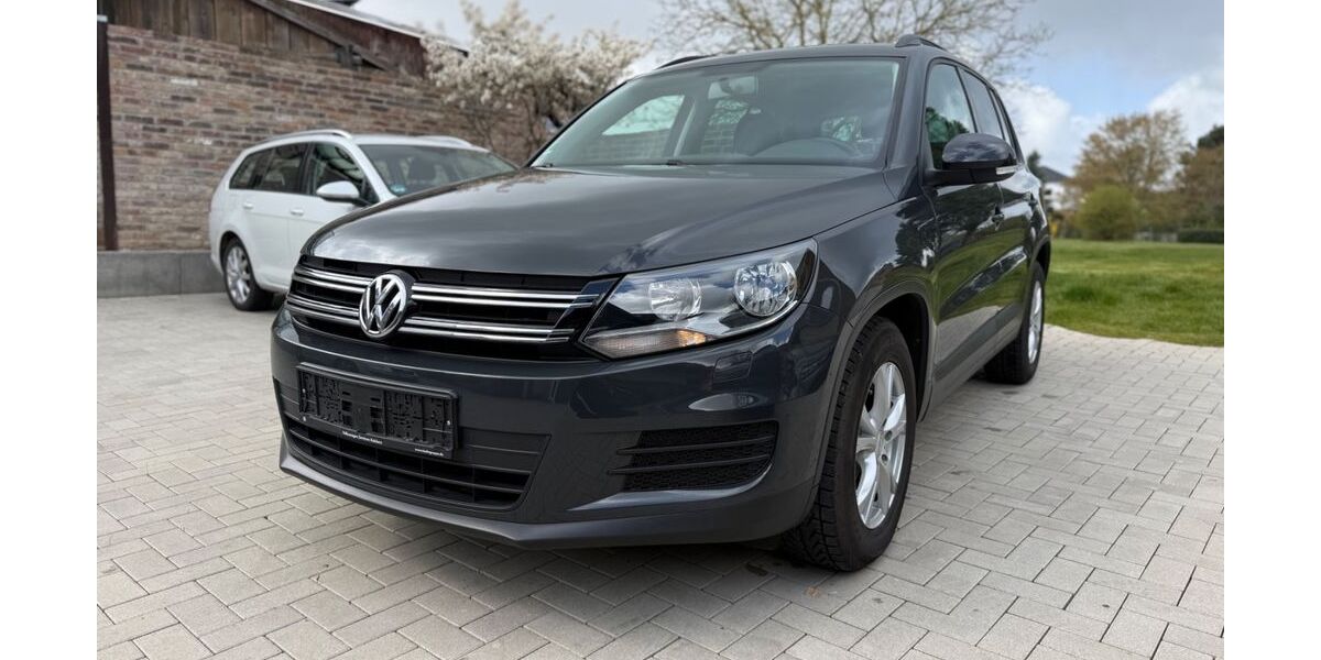 VW Tiguan 48.900 km 12.290 &euro; Bornheim 53332