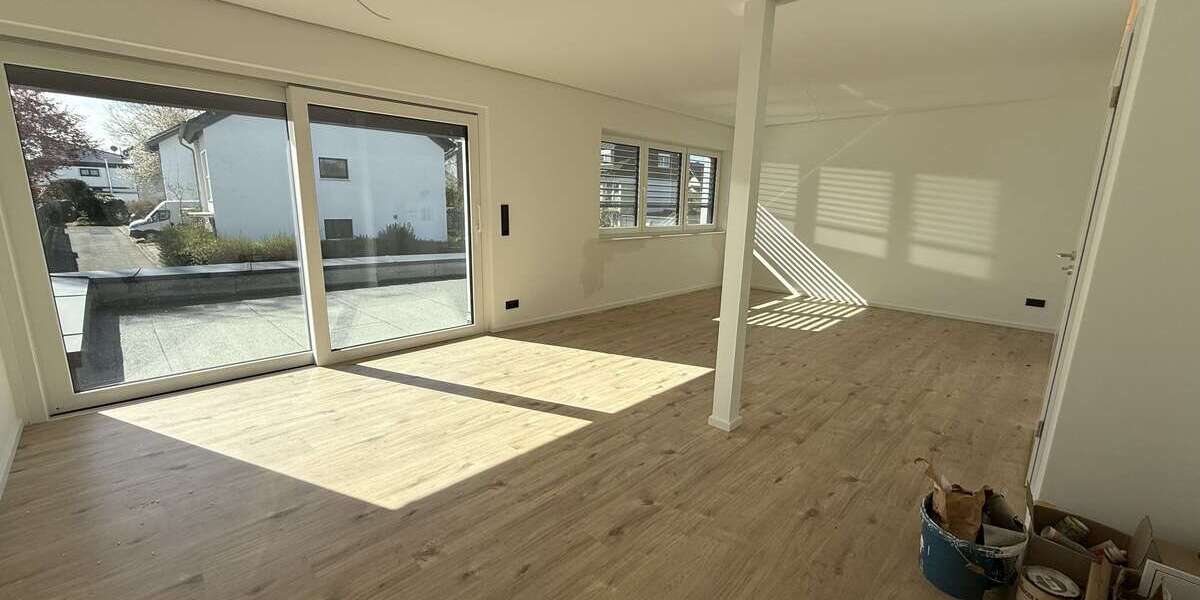 Etagenwohnung Niederkassel - 3 Zimmer, 69 m&sup2;, 1.080&euro; | Angebot:26064022
