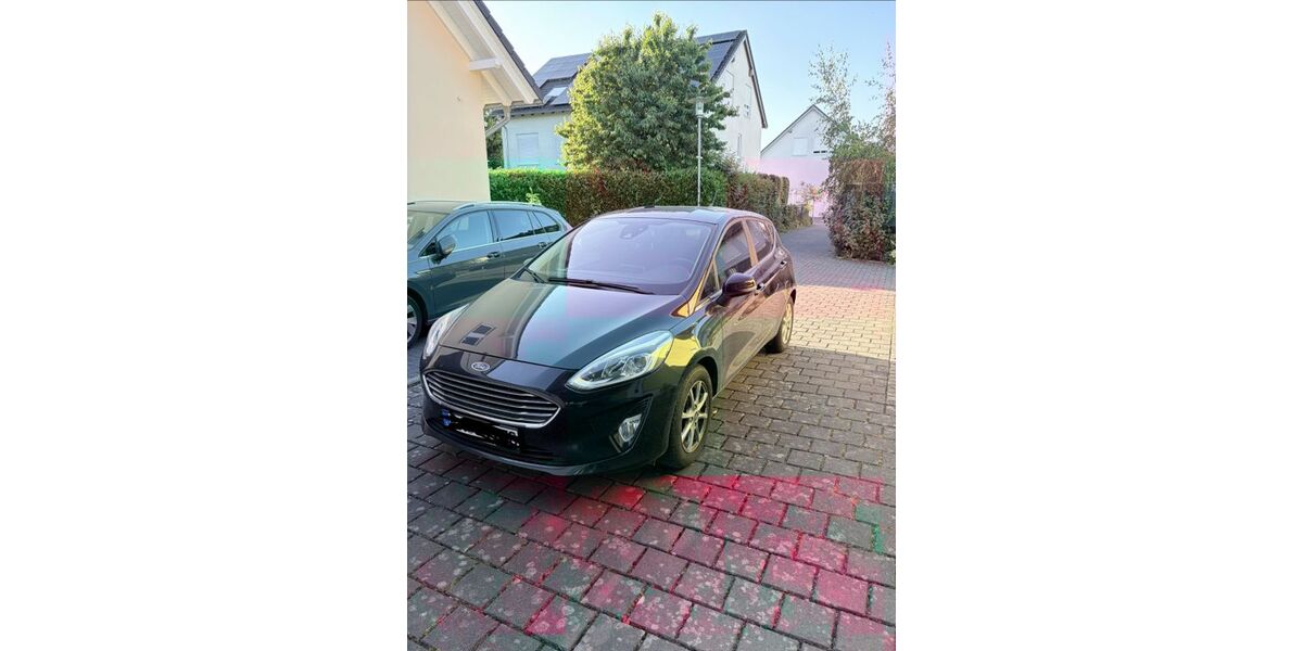 Ford Fiesta 81.000 km 11.399 &euro; Brühl 50321